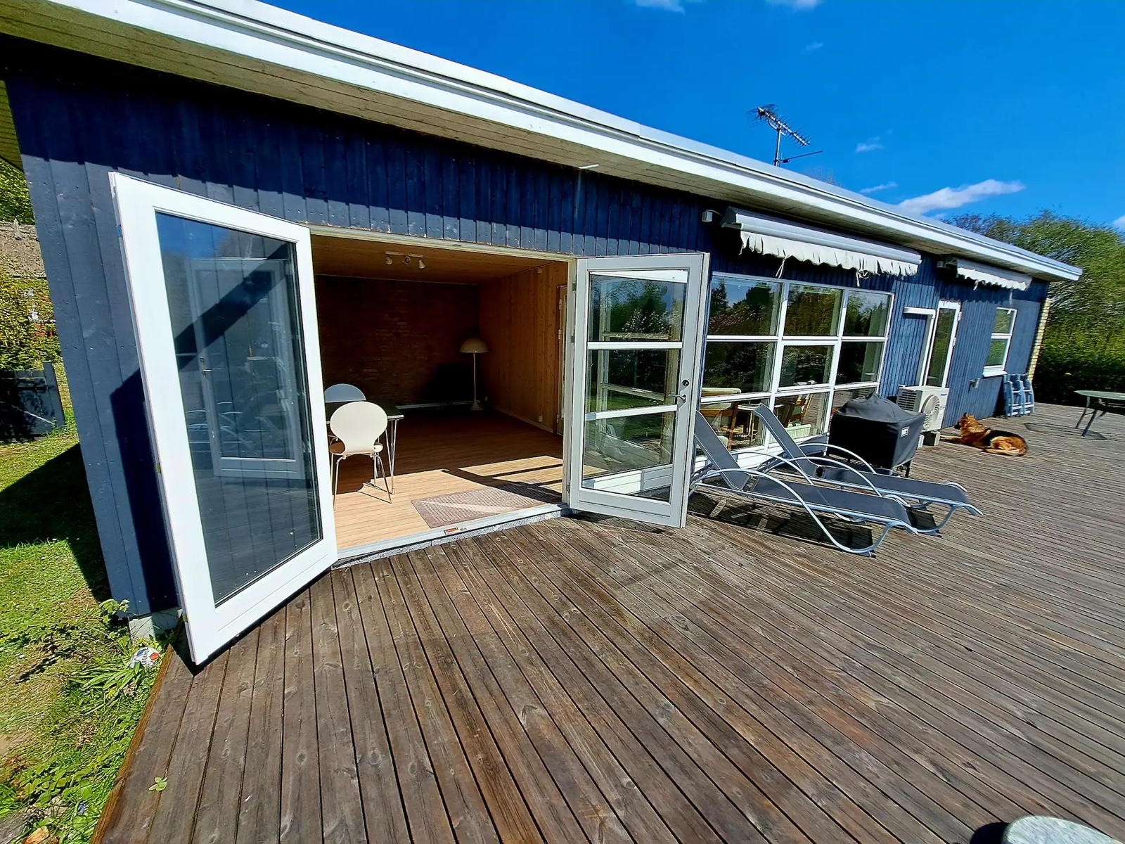 Sommerhuset i Gilleleje set fra haven